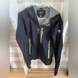 Men’s S - Mountain Hardwear Dry.Q Elite Victorio Jacket